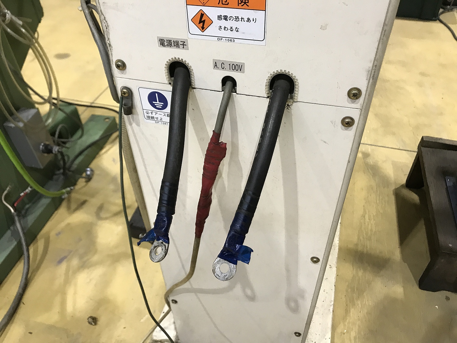 C129369 スポット溶接機 ダイヘン SL-AJ35-600 | 株式会社 小林機械 C129369 スポット溶接機 ダイヘン SL-AJ35-600 | 株式会社 小林機械