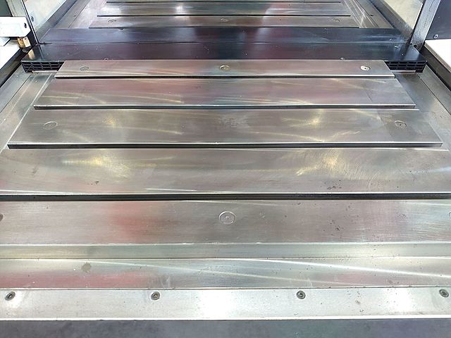 P007334 ＮＣ放電加工機 牧野フライス製作所 EDNC6_4