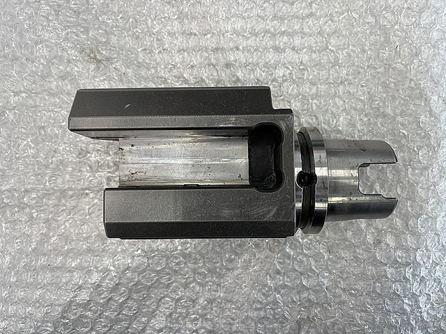 C174215 切削ホルダー KENNAMETAL KM63-51358000203