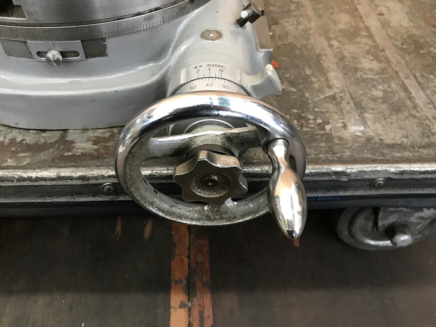 C131812 サーキュラーテーブル 津田駒 300-CTK | 株式会社 小林機械