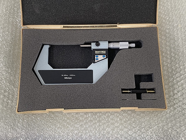 C118105 デジタル外側マイクロメーター ミツトヨ MDC-100(293-404)_0