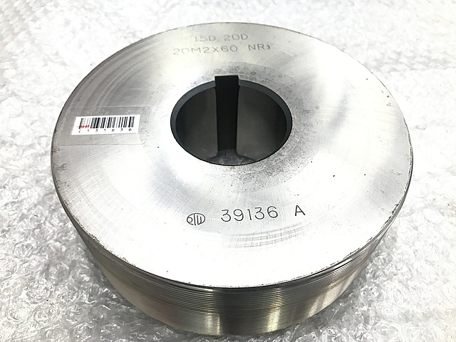 C131636 転造丸ダイス -- 20M2×60_6