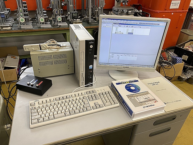 C132505 万能測定顕微鏡 山本マシン UIM-23_1