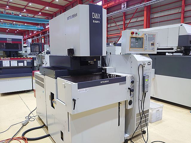 P007409 ＮＣ放電加工機 三菱電機 EA8PVM_0