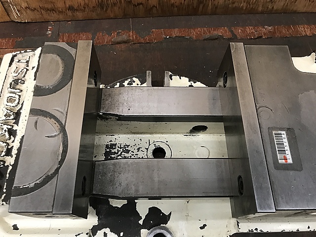 C133208 油圧バイス 津田駒 VH-175_2