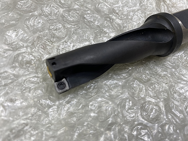 C134193 スローアウェイドリル サンドビック R416.2-0170X20-31_3