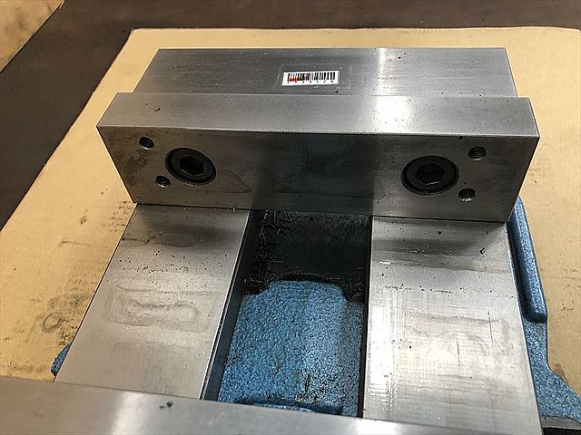 C133524 ロックタイト マシンバイス ナベヤ LT-HPD80_2