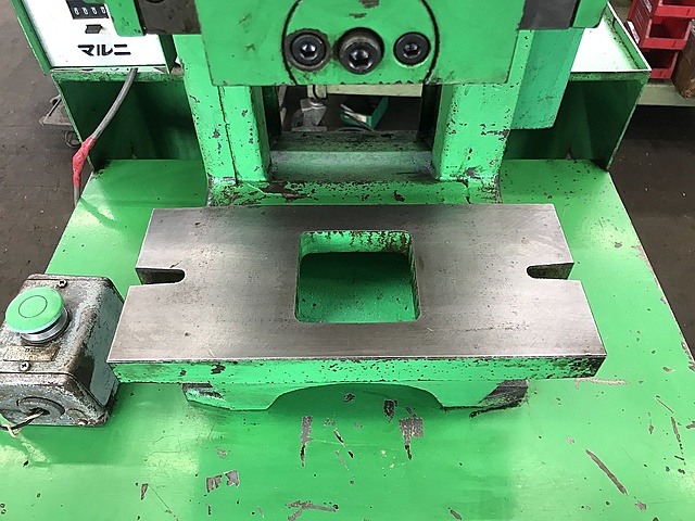 C133641 卓上プレス マルニ M-300_4