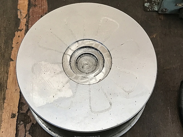 C131764 電磁チャック -- RA160S_1