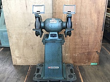 HITACHI　255mm200V両頭グラインダー　ABT4 P001711 両頭グラインダー 日立工機 ABT4 | 株式会社 小林機械