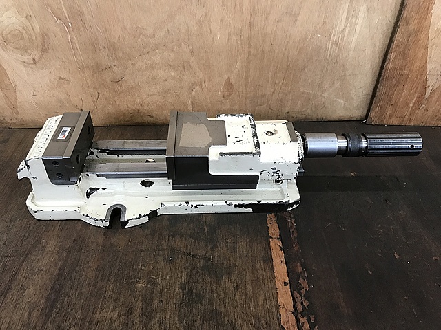 C134791 油圧バイス 津田駒 VH-125_0