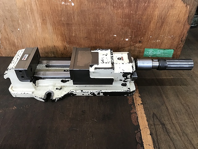 C134792 油圧バイス 津田駒 VH-125_0