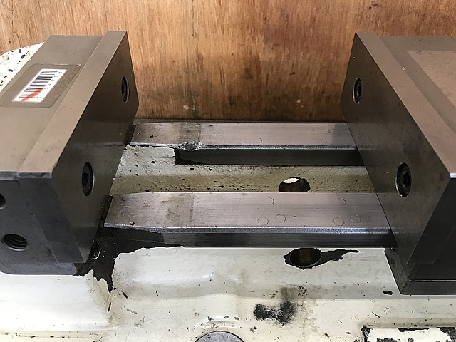 C134792 油圧バイス 津田駒 VH-125_1