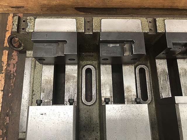 C133715 並列バイス 津田駒 VM-100_5