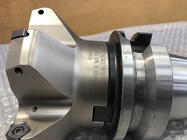 C133243 フェイスミル  タンガロイ TEN09R125M38.1-06_3