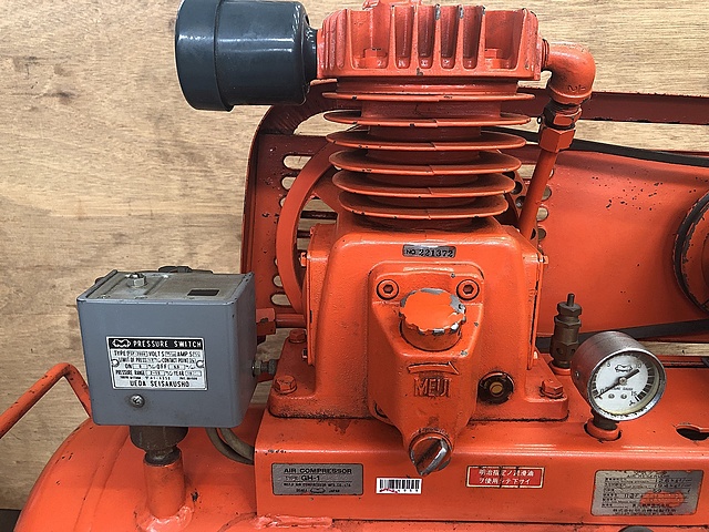 明治コンプレッサーGH-1単相100v1馬力 明治 meiji 1馬力 100V エアコンプレッサ GH08D S6－中古機械工具