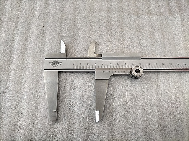 C135824 アナログノギス KANON_1
