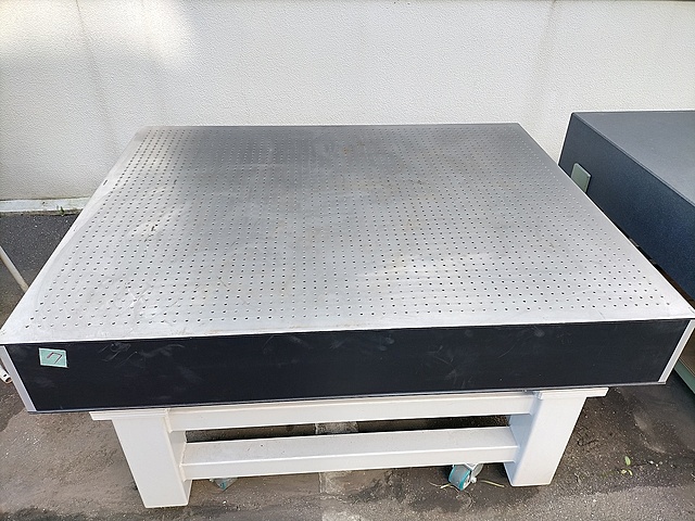 C115700 作業台 ヘルツ工業_0