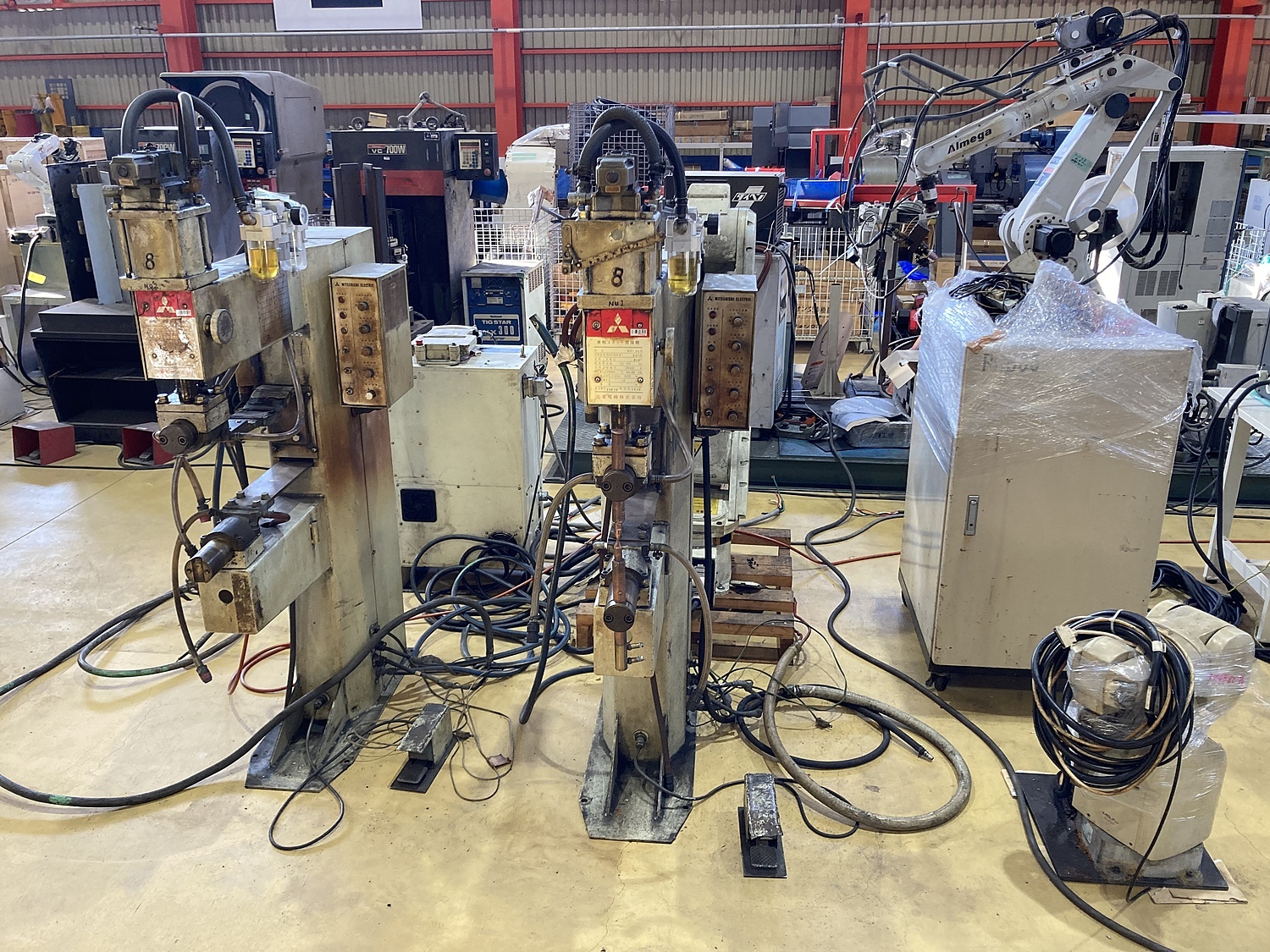 C111875 スポット溶接機 三菱電機 WS-25S | 株式会社 小林機械 C111875 スポット溶接機 三菱電機 WS-25S | 株式会社 小林機械