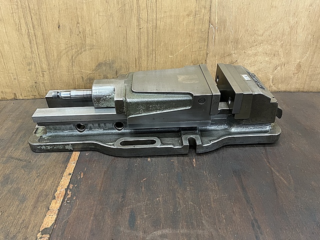 C134112 油圧バイス 武田機械 TK-175HVS_0