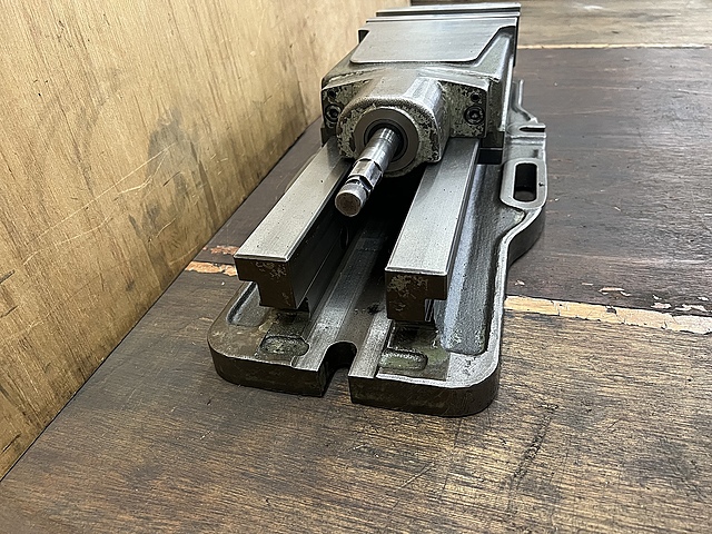 C134112 油圧バイス 武田機械 TK-175HVS_2