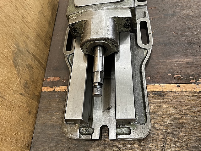 C134112 油圧バイス 武田機械 TK-175HVS_1