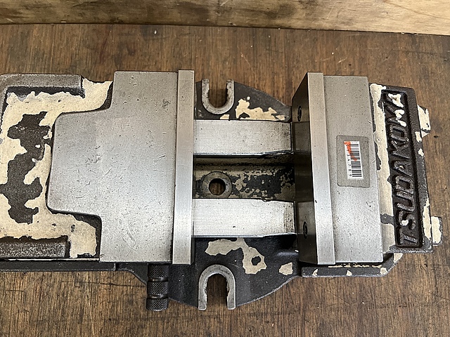 C134789 油圧バイス 津田駒 VH-150_2