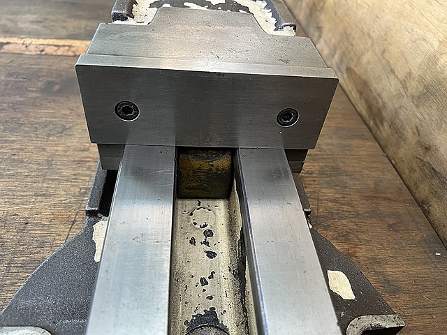 C134789 油圧バイス 津田駒 VH-150_5