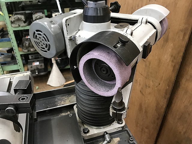 C135323 工具研削盤 伊藤製作所 DP-3N_2