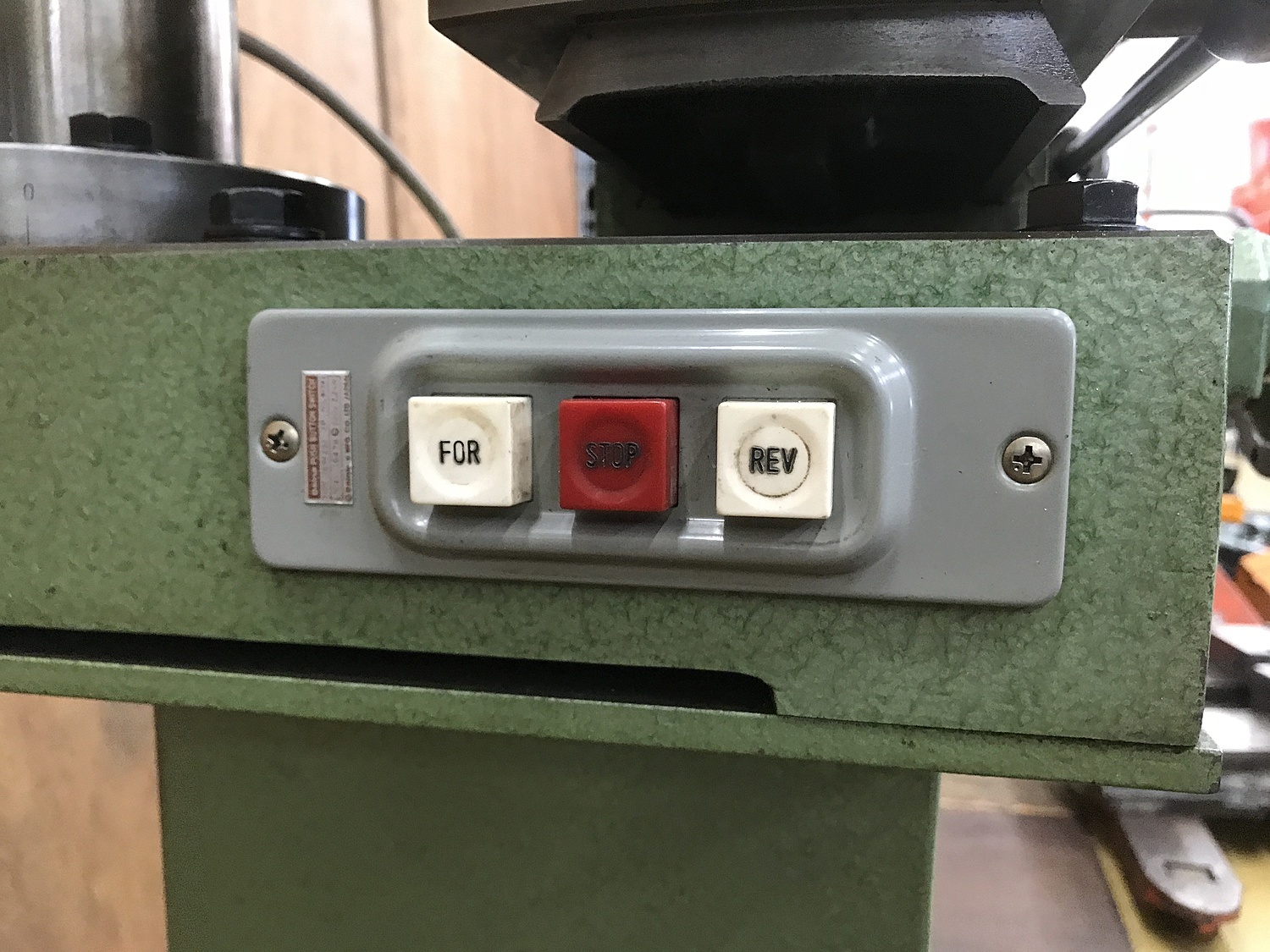 C135811 工具研削盤 飯田鐵工所 GT-200X | 株式会社 小林機械 C135811 工具研削盤 飯田鐵工所 GT-200X | 株式会社 小林機械