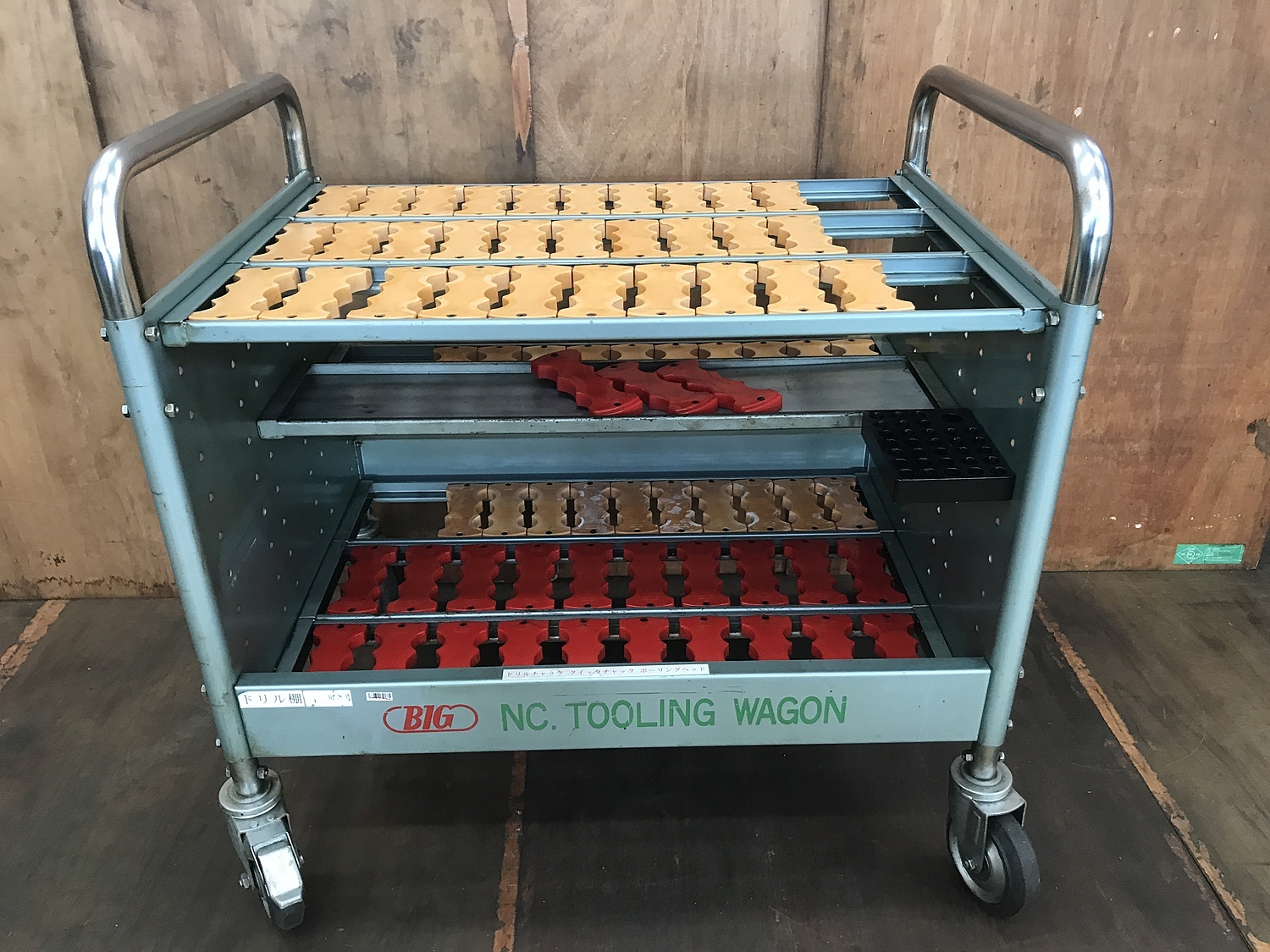 C136921 ツールワゴン BIG BT/NT30.40.50兼用 | 株式会社 小林機械