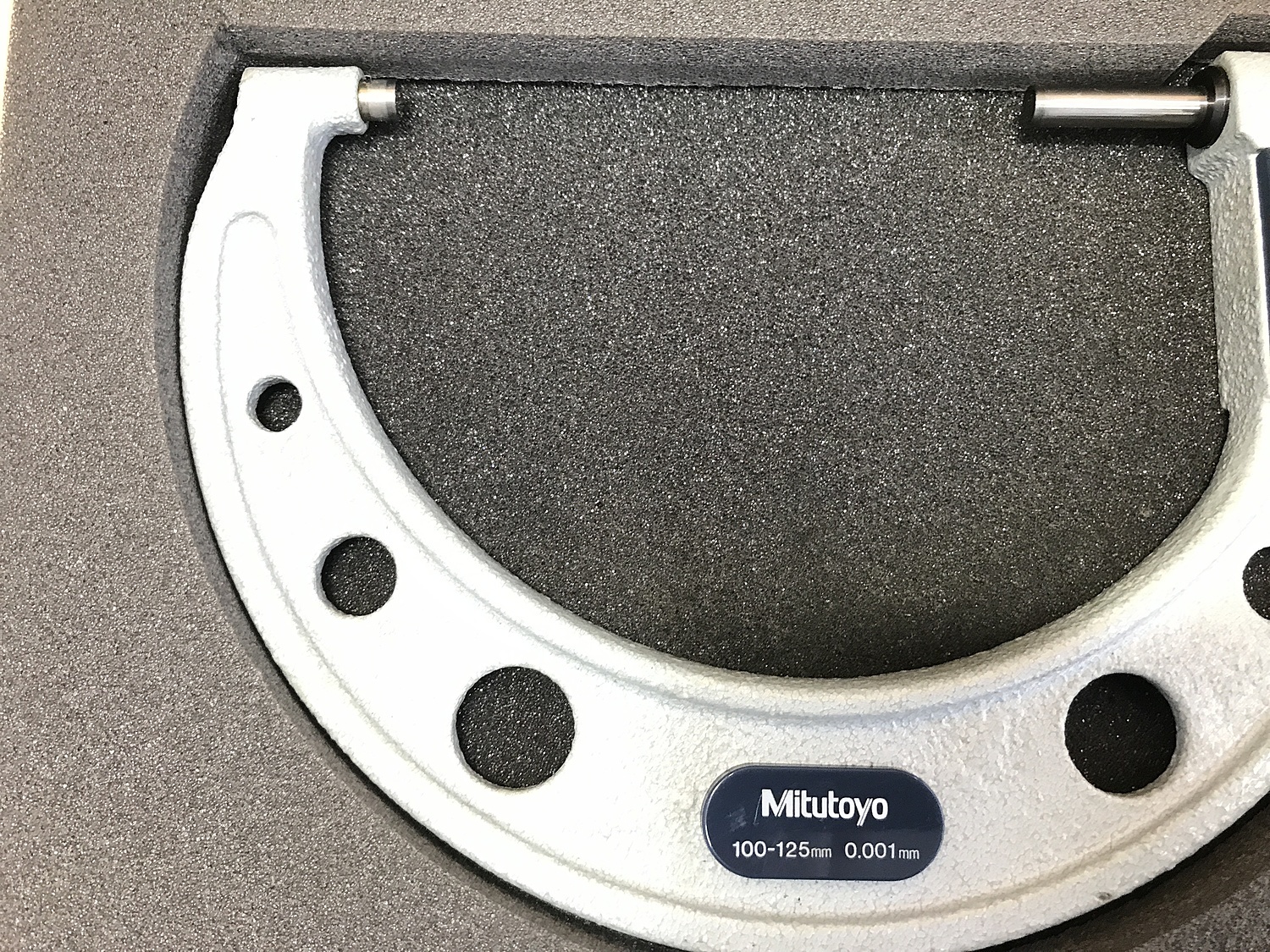 C138047 デジタル外側マイクロメーター ミツトヨ MDC-125M(293-451-20 