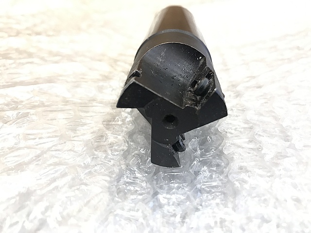 C138211 スローアウェイエンドミル 三菱マテリアル BAE500R323S32_1