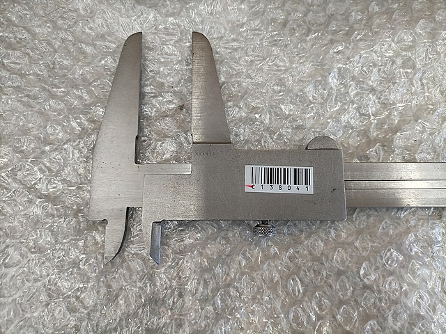 C138041 アナログノギス ミツトヨ 300_2