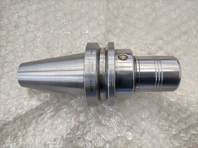 C138596 エンドミルホルダー SCHUNK 235673