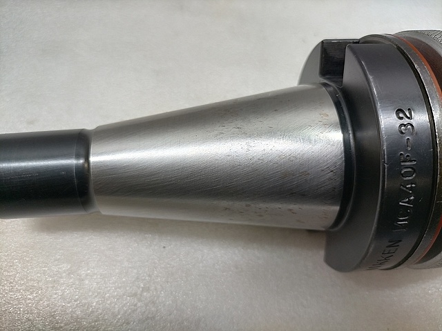 C138942 ミーリングチャック 日研 MCA40F-32_2