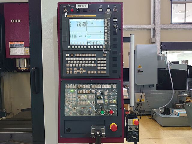 P007803 立型マシニングセンター OKK VP400_7