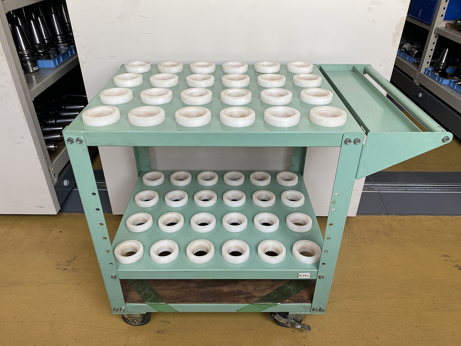 C142934 ツールラック OS HSK63用 | 株式会社 小林機械