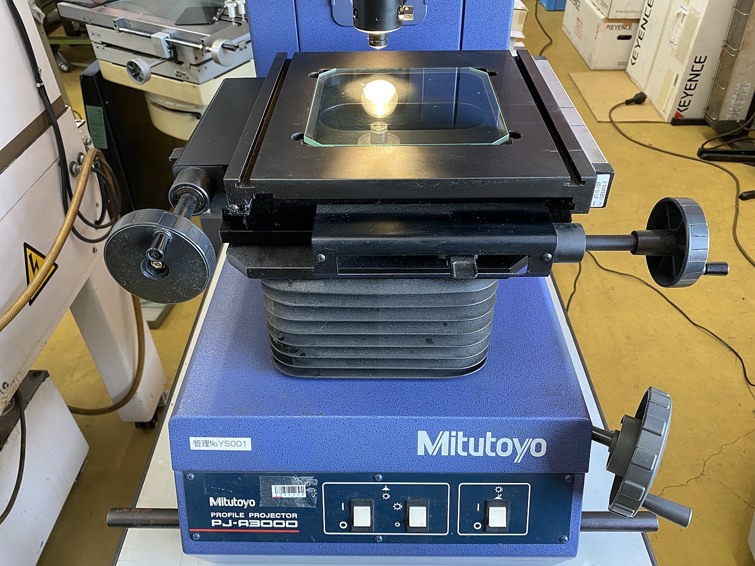 C142348 投影機 ミツトヨ PJ-A3000(No.302-703) | 株式会社 小林機械