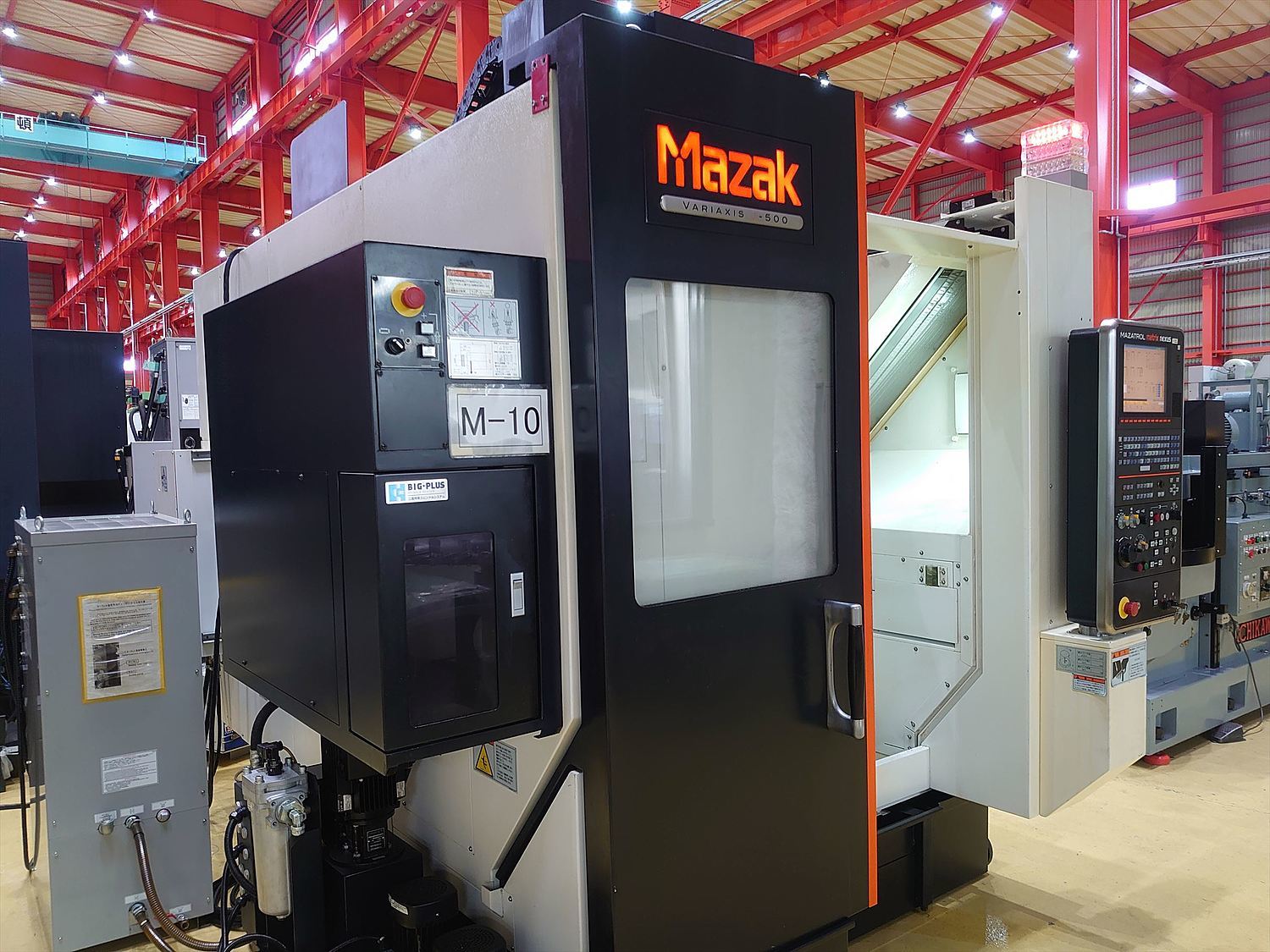 P007905 五軸加工機 ヤマザキマザック VARIAXIS J-500 | 株式