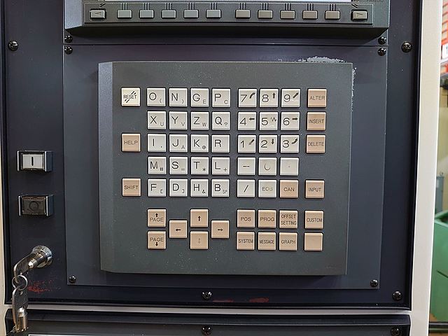 P007801 立型マシニングセンター 安田工業 YBM-640V2_8