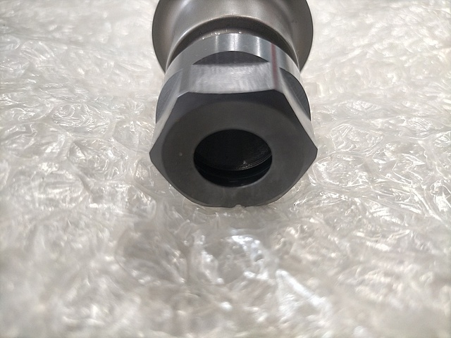 C146442 コレットホルダー KENNAMETAL KM40XTS-ER16-60_1