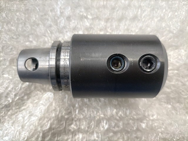 C146410 サイドロックホルダー KENNAMETAL KM40XTS-BAI25-80A
