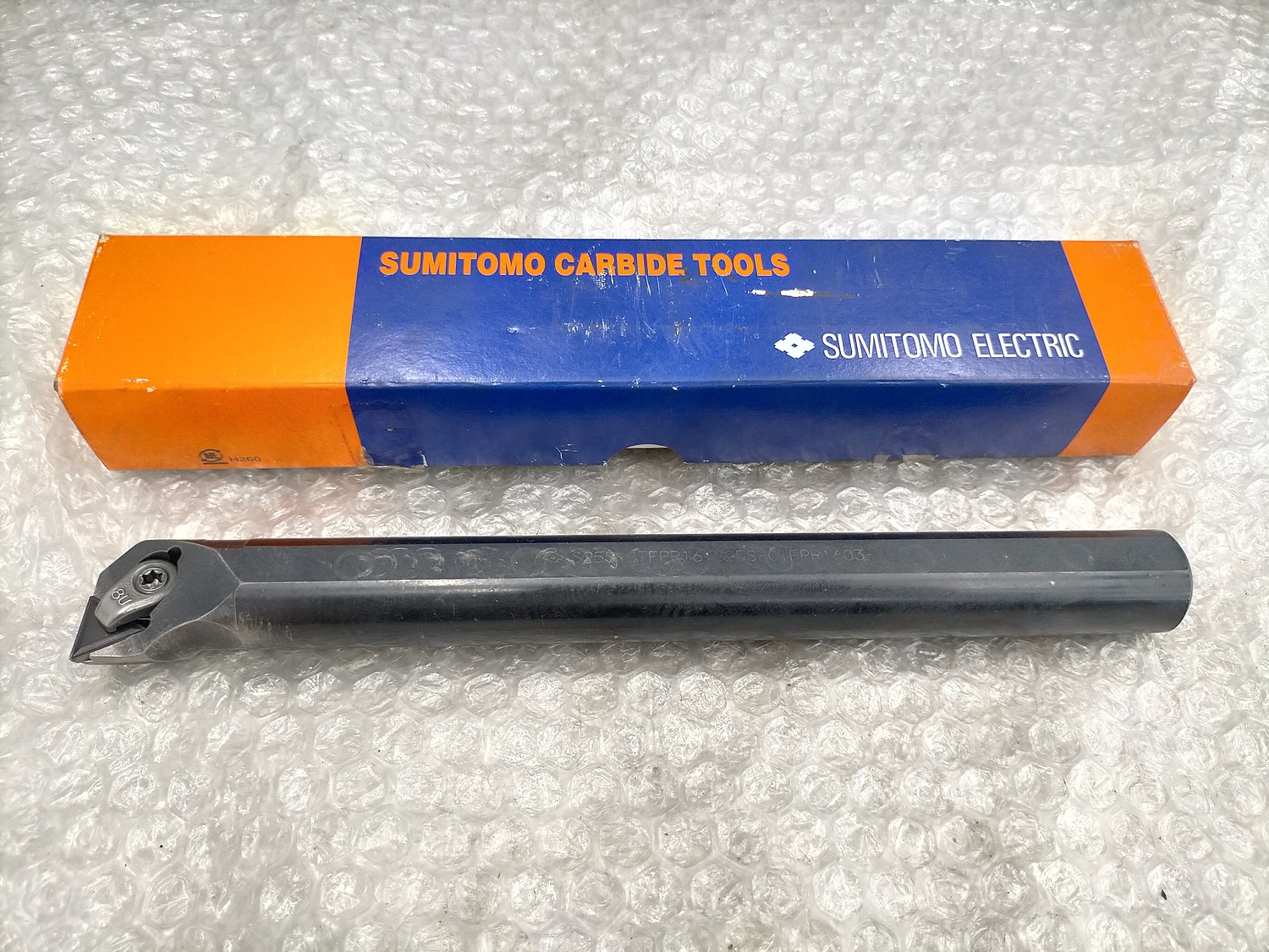 新品未使用)住友 内径超硬バイト C10K-STUPR1103-12