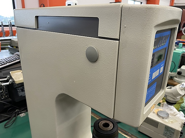 C136457 ロックウェル硬さ試験機 アカシ ARK-600_8