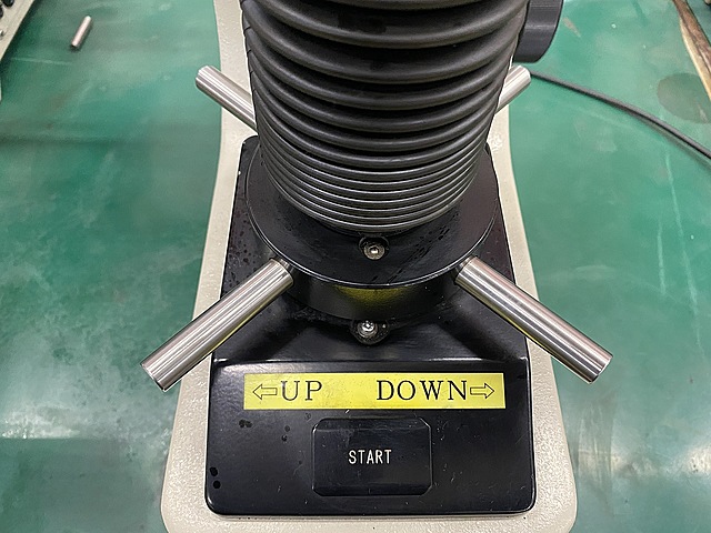 C136457 ロックウェル硬さ試験機 アカシ ARK-600_2