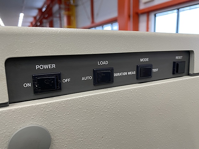 C136457 ロックウェル硬さ試験機 アカシ ARK-600_4