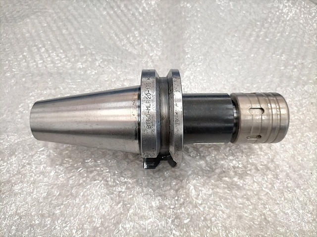 C123717 ミーリングチャック 黒田精工 BT50-MLR20-135