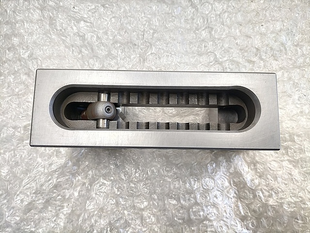 C149256 精密バイス パンチ工業 PLV-50_6