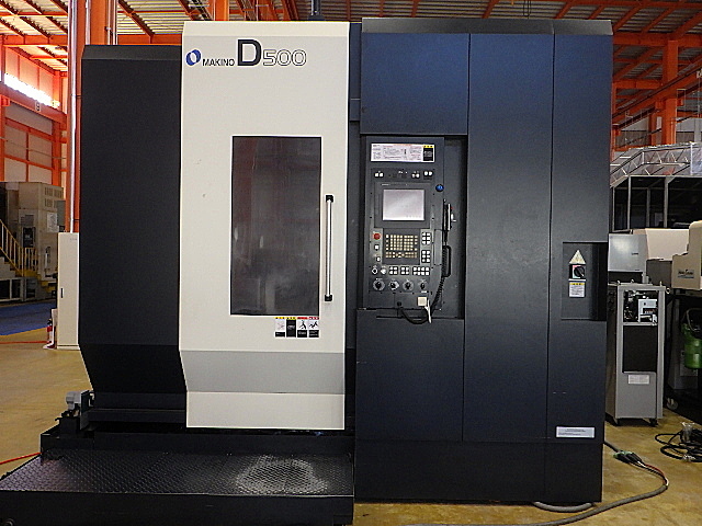 H016947 五軸加工機 牧野フライス製作所 D500_0